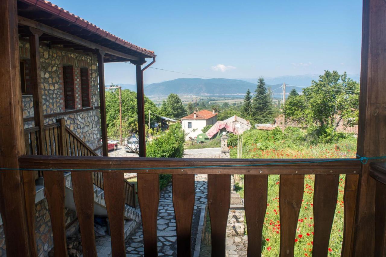 Varnous Hotel Agios Germanos Buitenkant foto