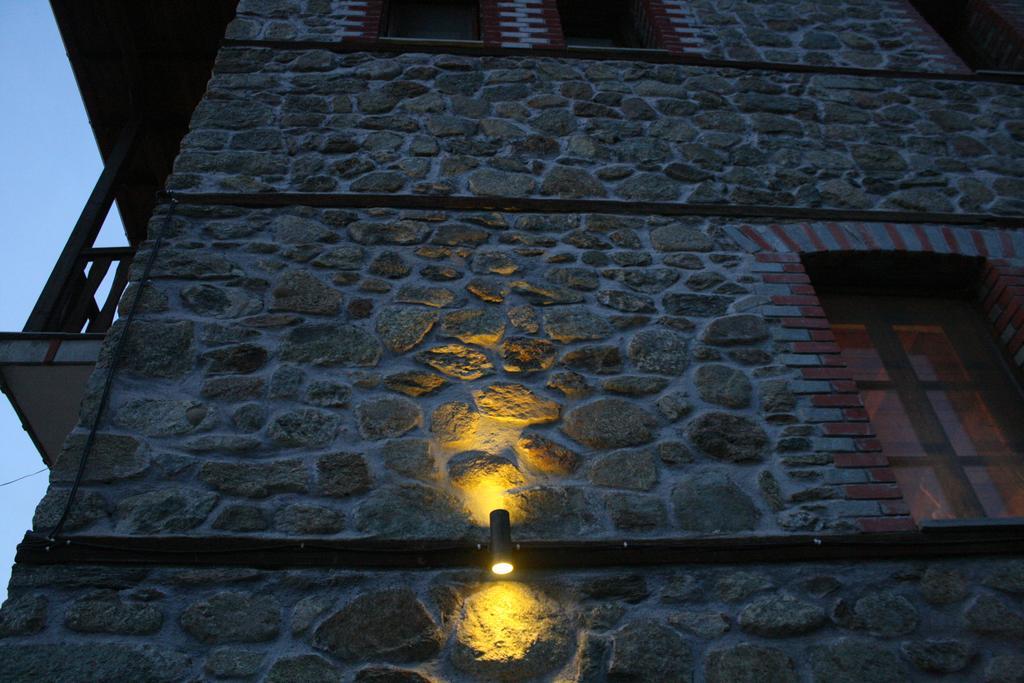 Varnous Hotel Agios Germanos Buitenkant foto