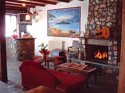Varnous Hotel Agios Germanos Buitenkant foto